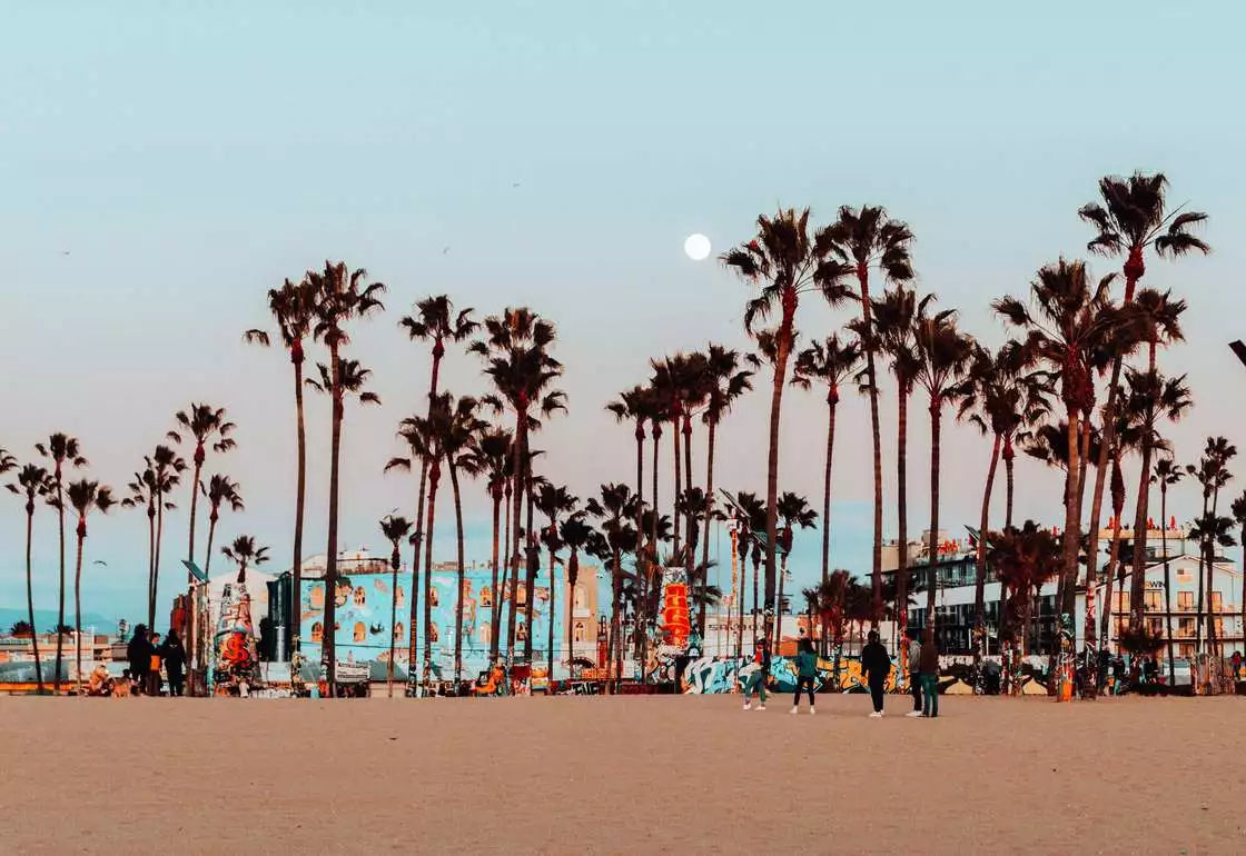 donde alojarse en los angeles