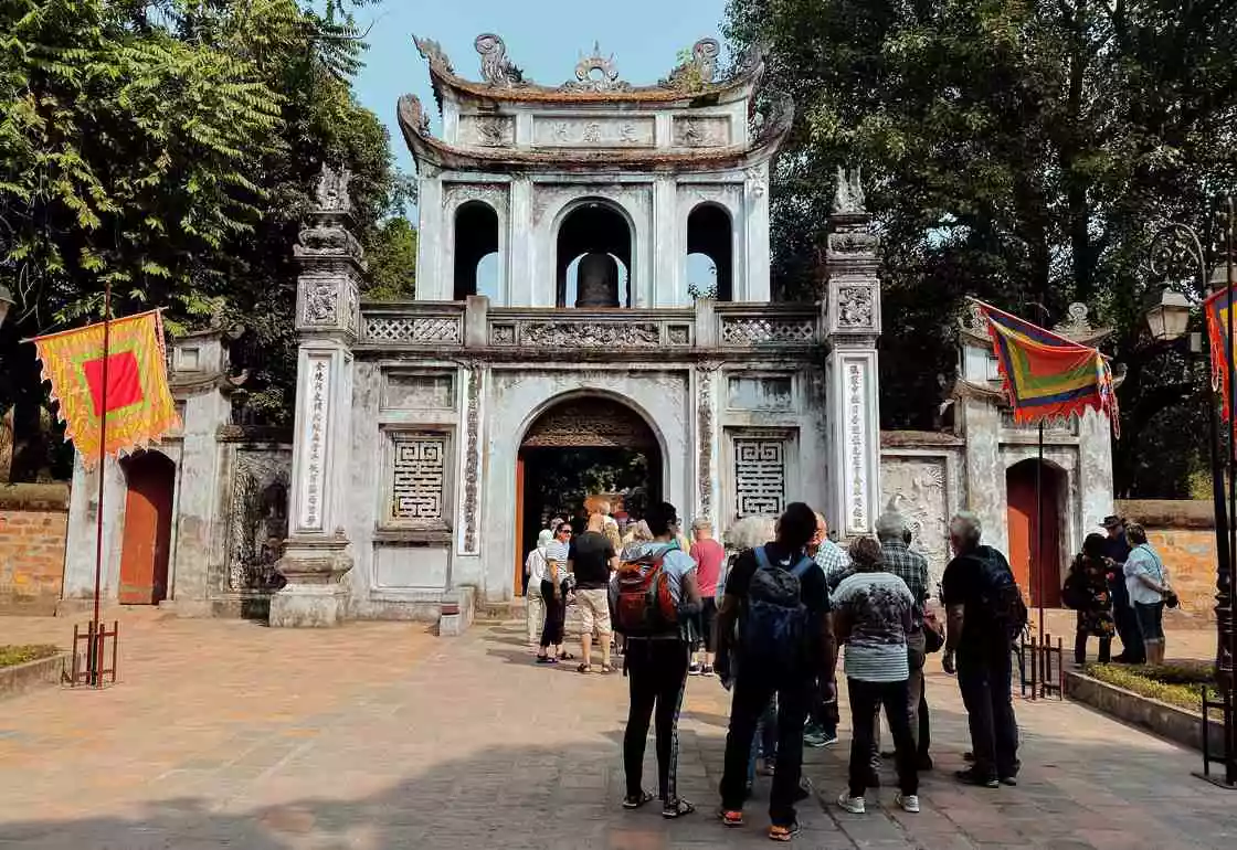 que ver en hanoi