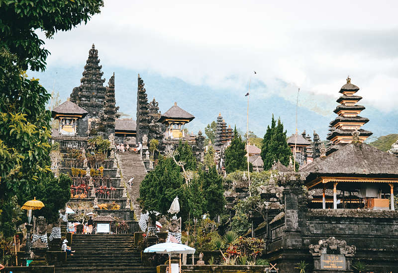 templo besakih