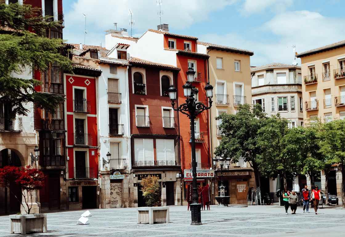 donde alojarse en logroño
