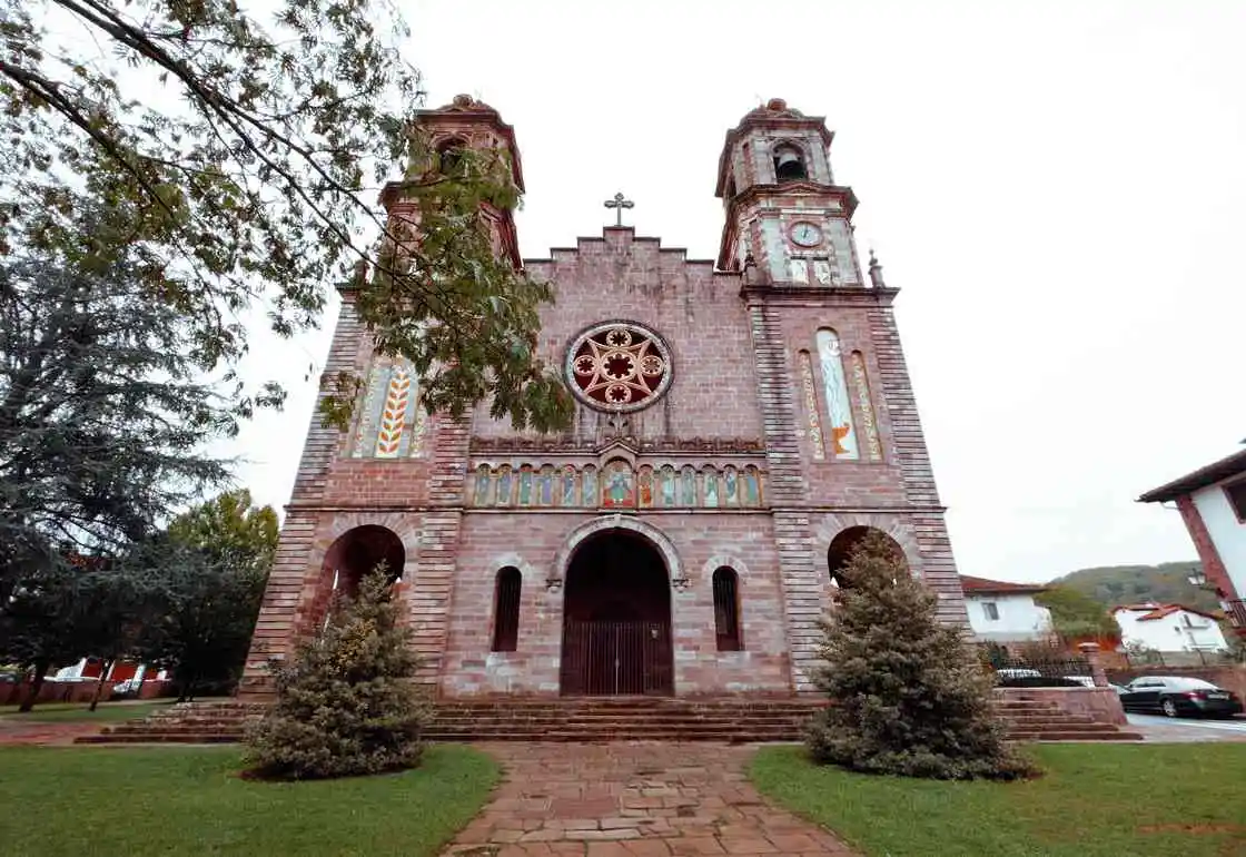 Iglesia de Santiago Elizondo