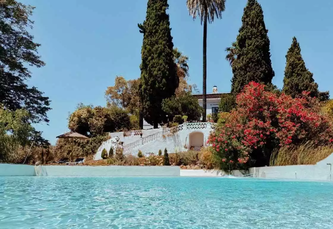 hoteles bonitos en sevilla provincia