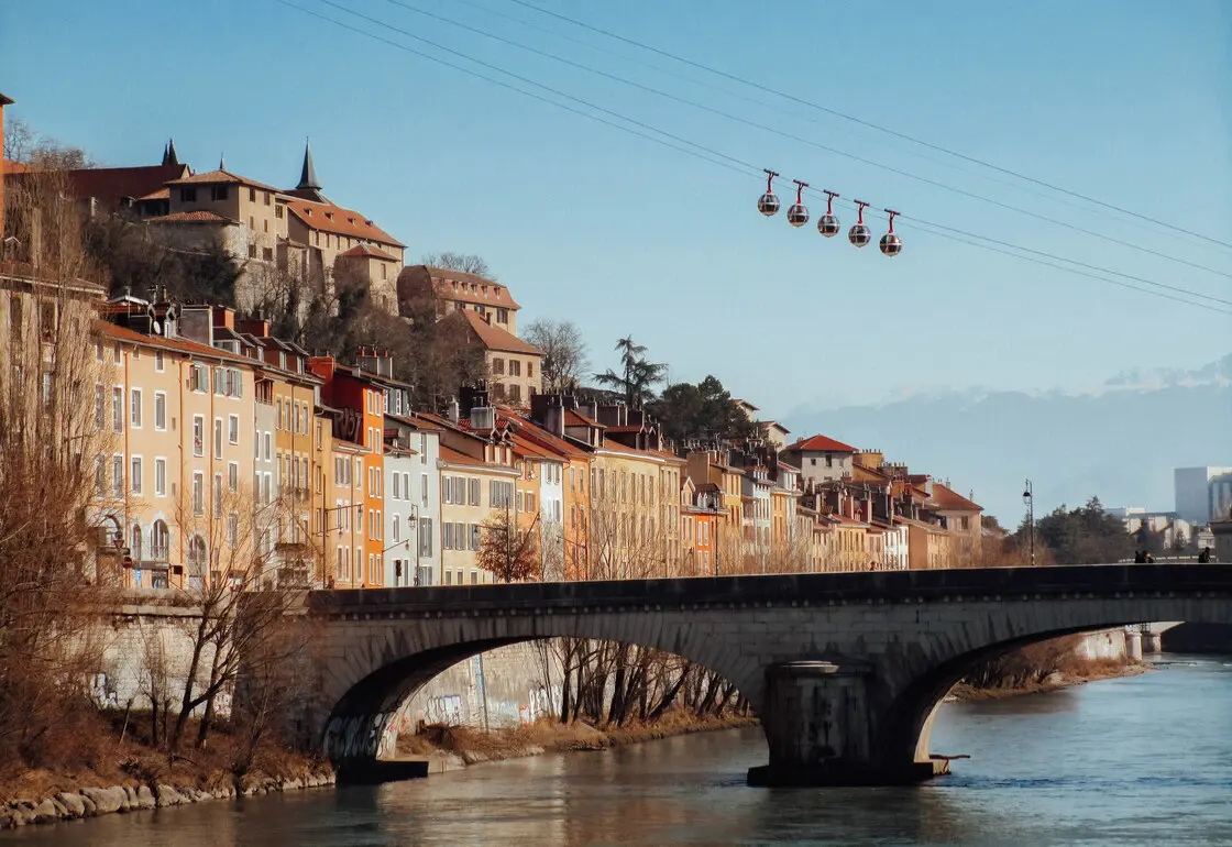 grenoble desde lyon