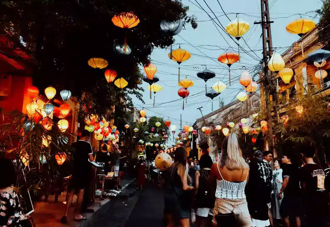donde alojarse en hoi an