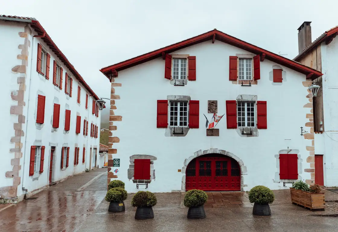 ayuntamiento ainhoa francia