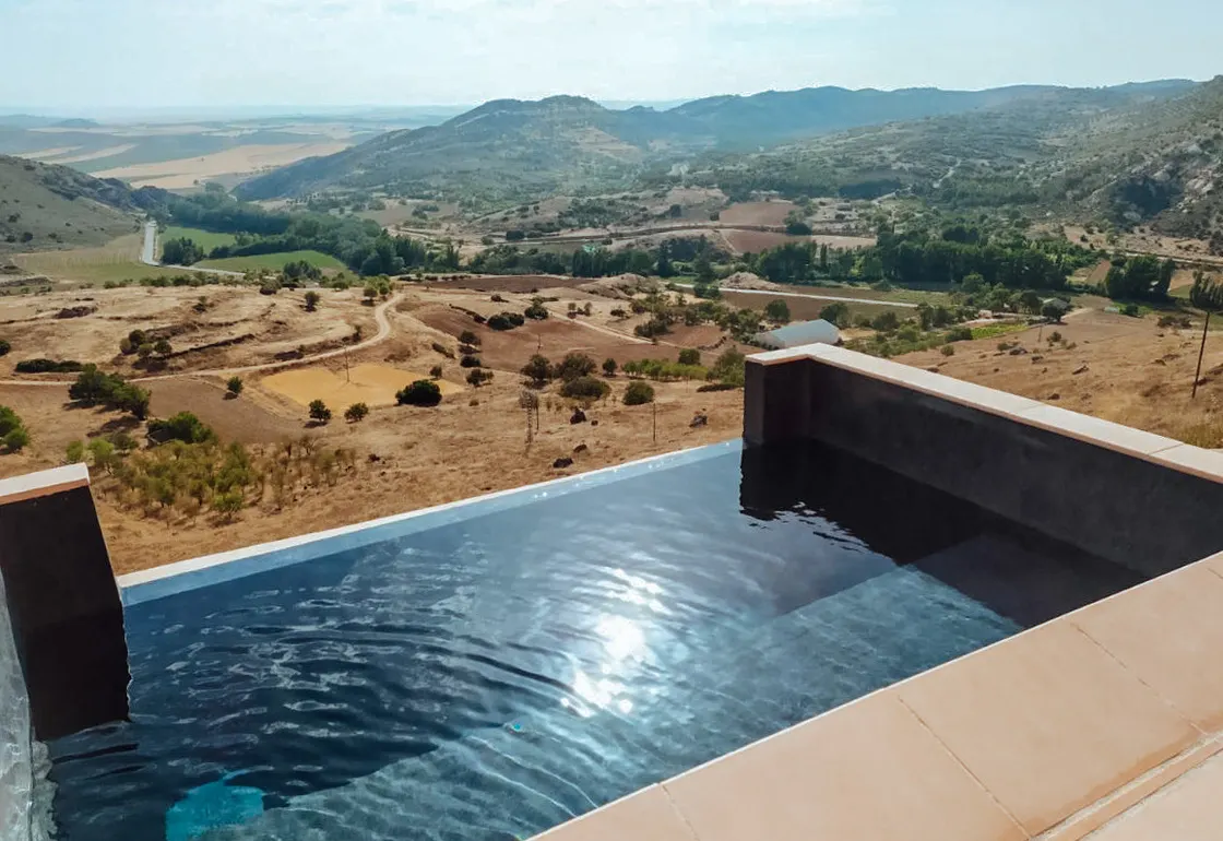 hotel con piscina cuenca