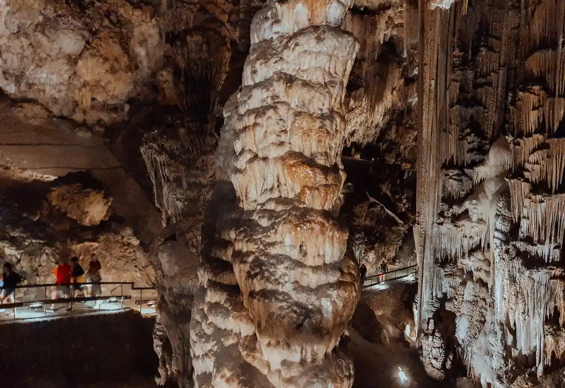 cueva de nerja