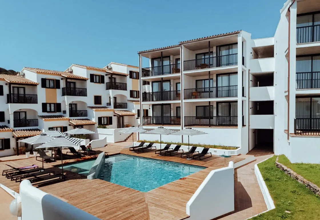 donde alojarse en menorca en 4 dias