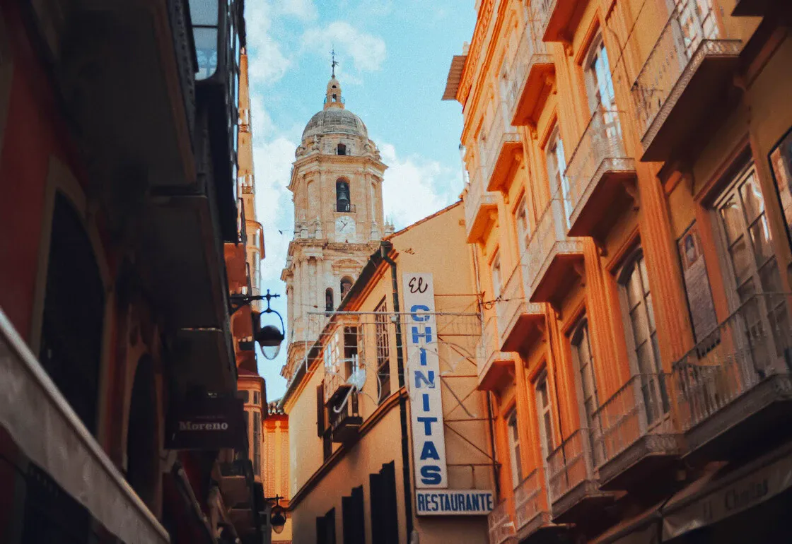 donde alojarse en malaga
