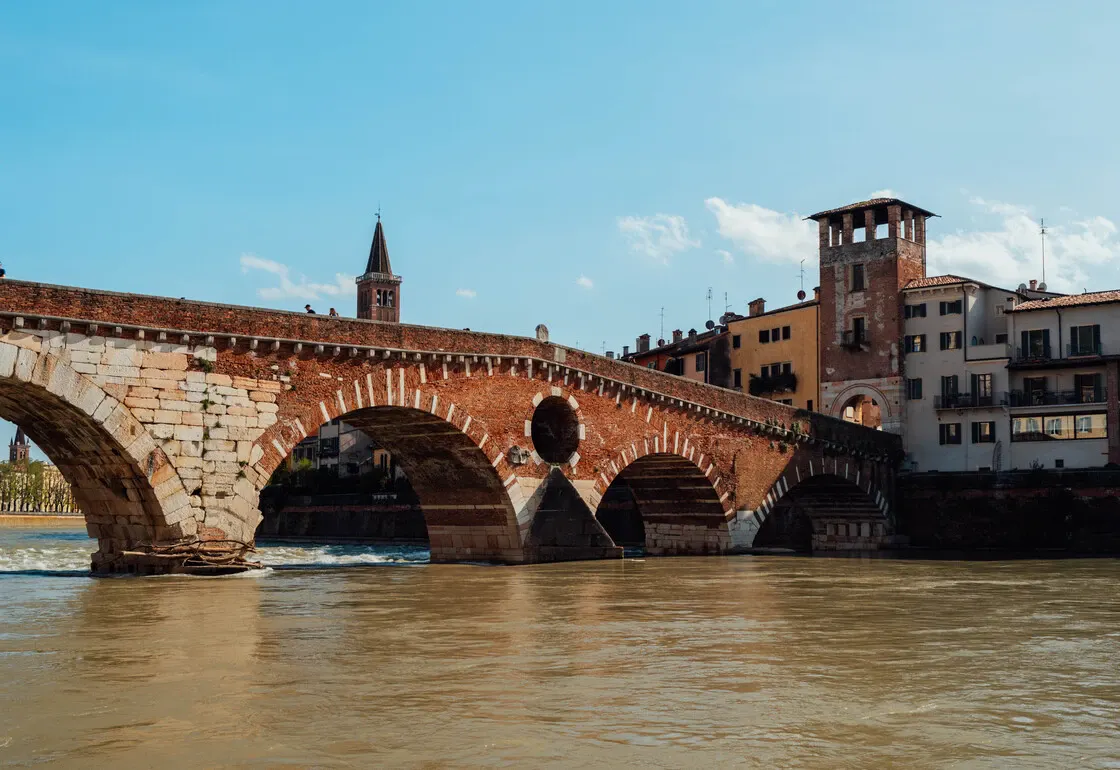 ponte di pietra