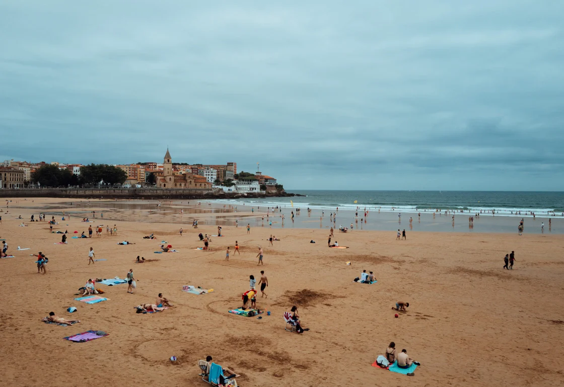 playa de san lorenzo