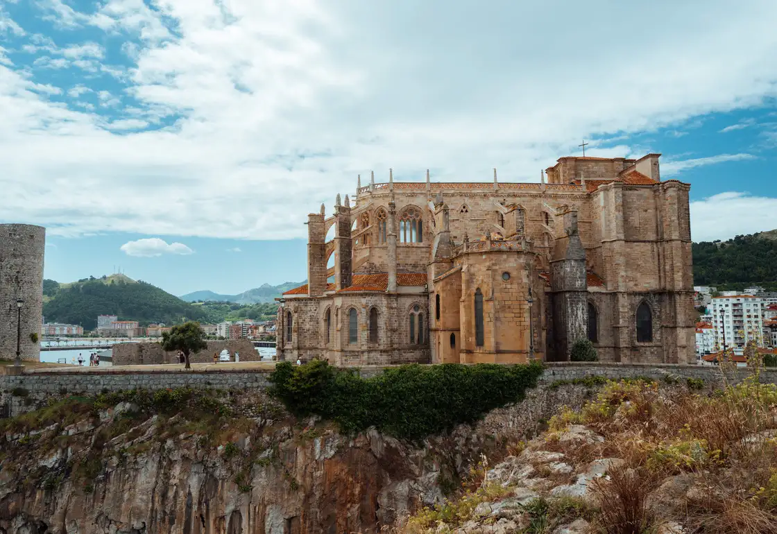 iglesia de santa maria de la asuncion