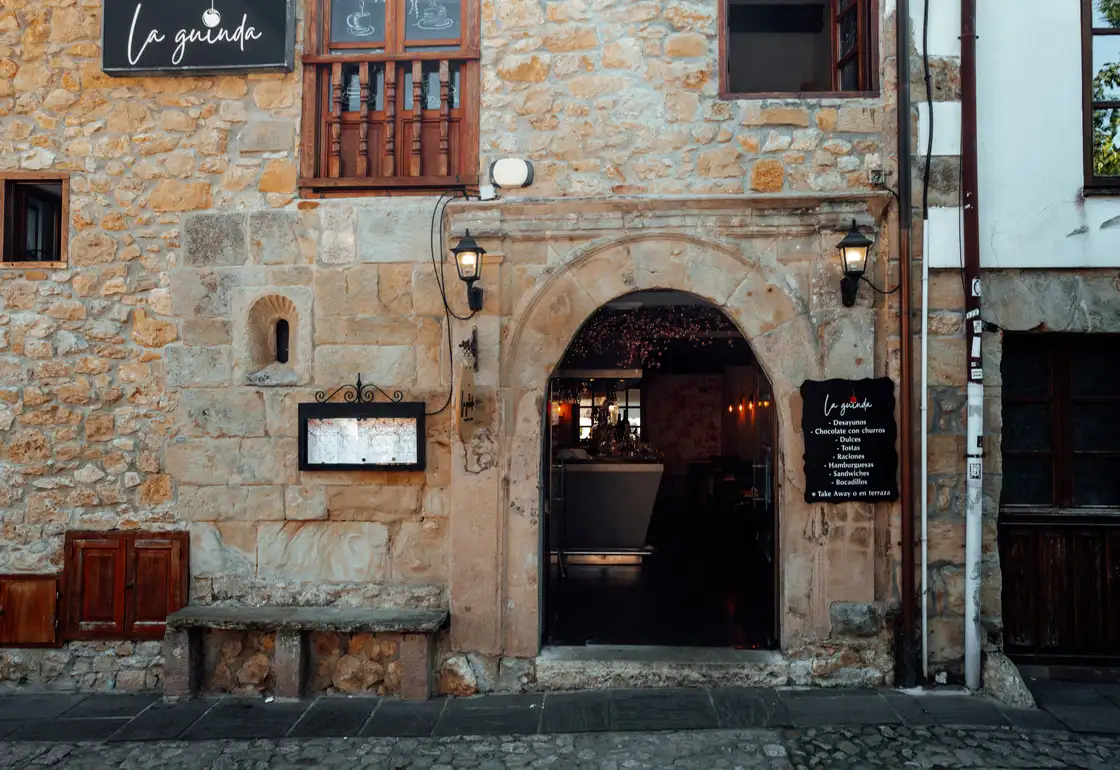 comer en santillana