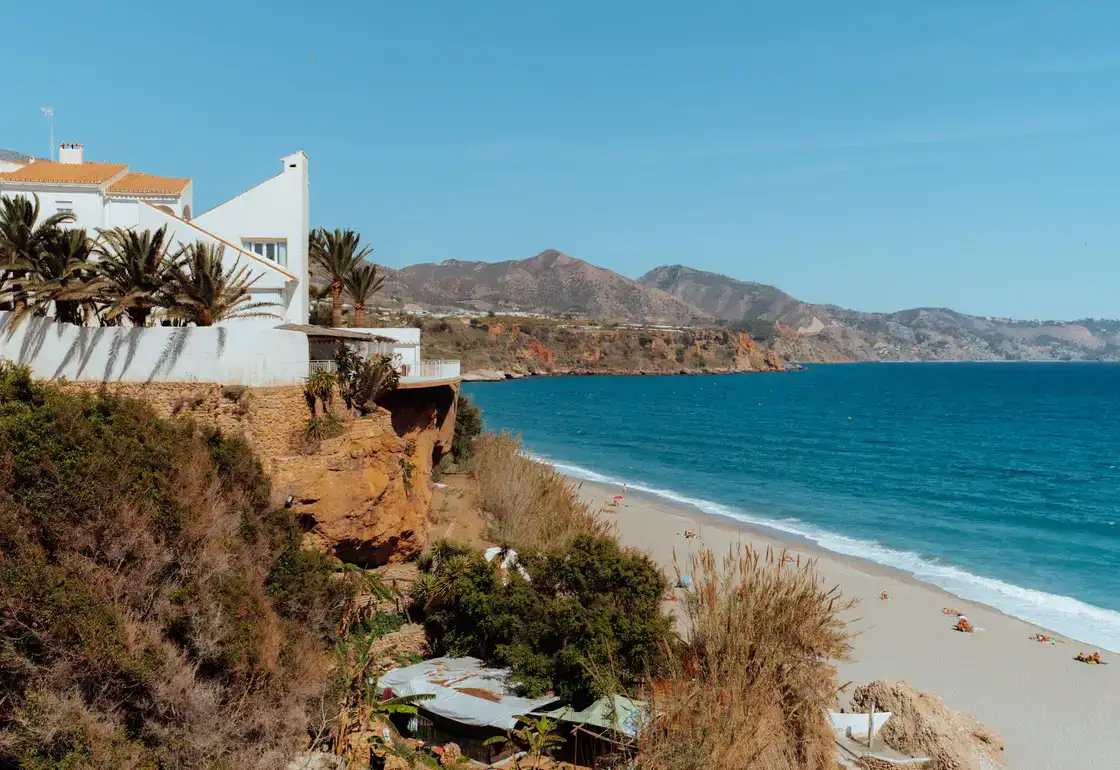donde dormir en nerja